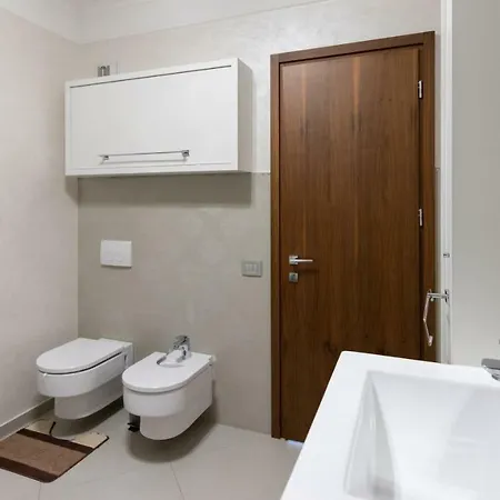 Comfort Alpha Апартаменты *